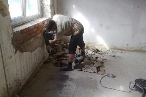 Демонтаж внутри зданий и помещений.  Город Москва